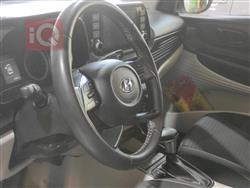 هیوندای i20